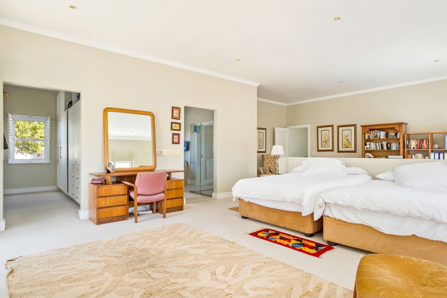 4 Bedroom Property for Sale in Leisure Isle Western Cape